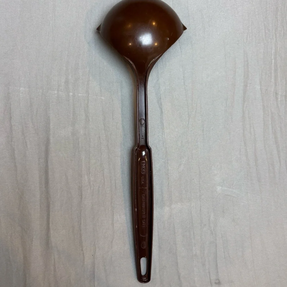Vintage Ekco Nylon Soup Serving Ladle Brown 11‎ Inch